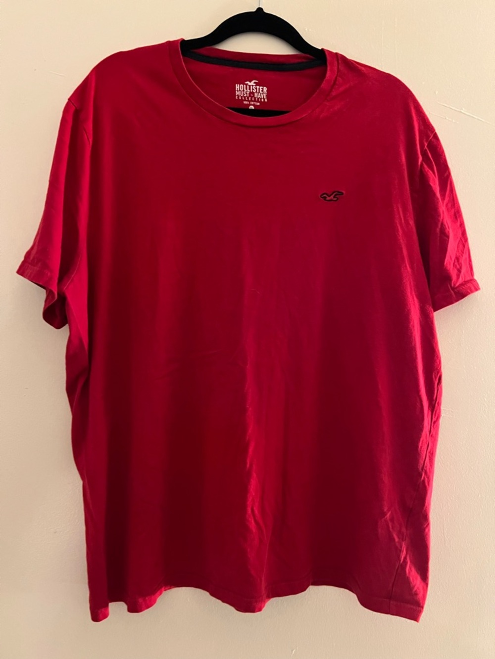 Hollister Men's Bold Red Crew Tee with Small Logo